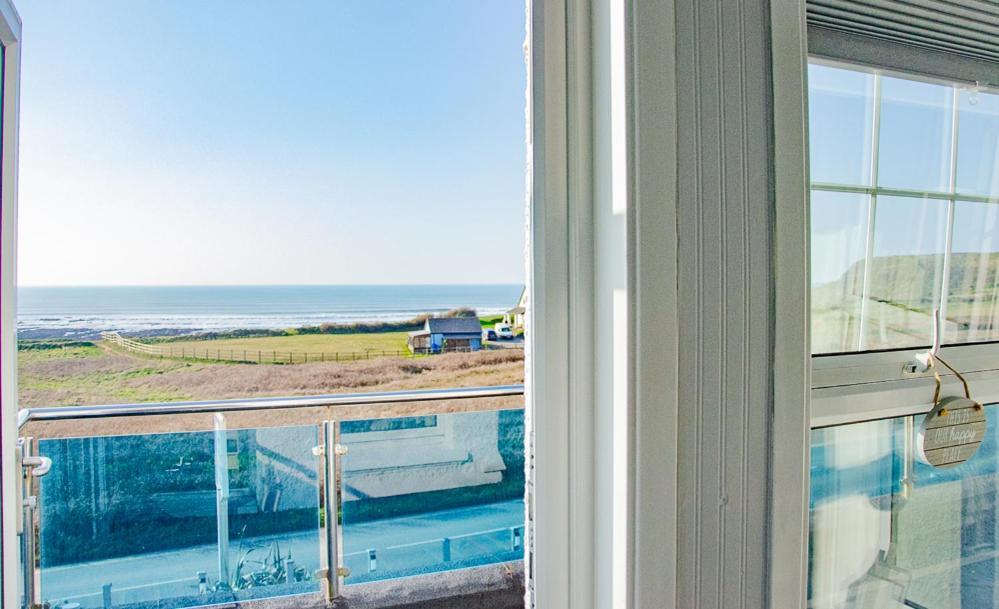 The Bay View Inn บู๊ด ภายนอก รูปภาพ